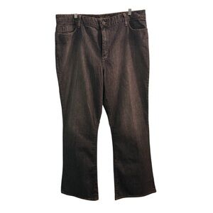 Eddie Bauer Women’s Natural BootcutJeans in Dark Grey Wash